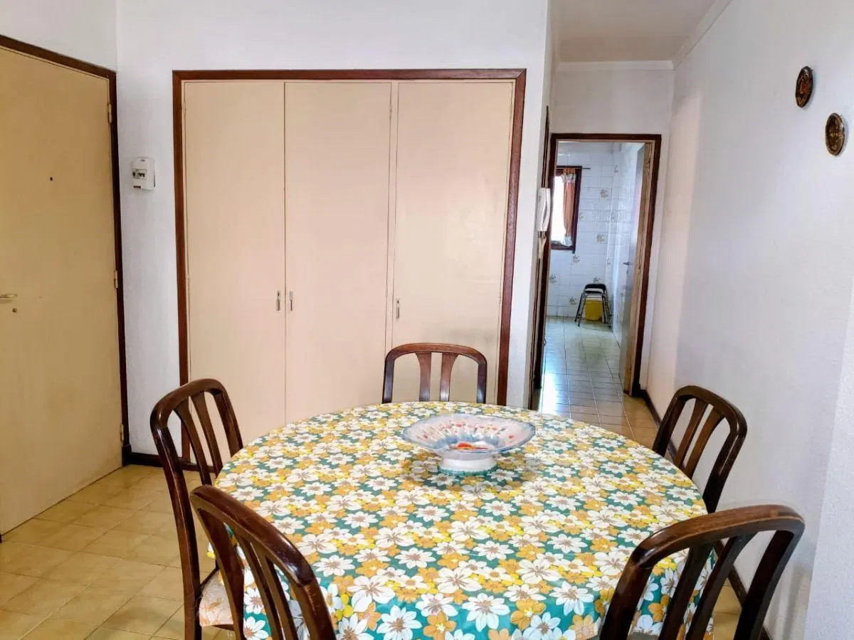 1 AMB AMPLIO CON BALCON Y COCHERA - A UNA CUADRA DE LA PLAYA - VISTA AL MAR 2