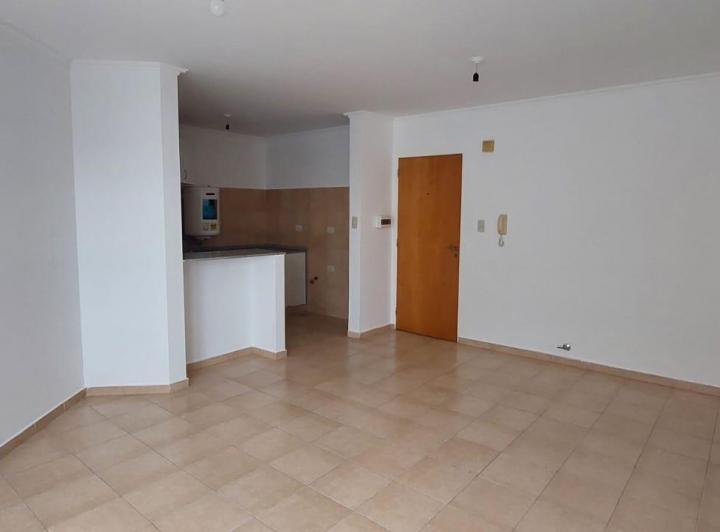 ALQUILER DEPARTAMENTO UN DORMITORIO PILETA ASADOR 3
