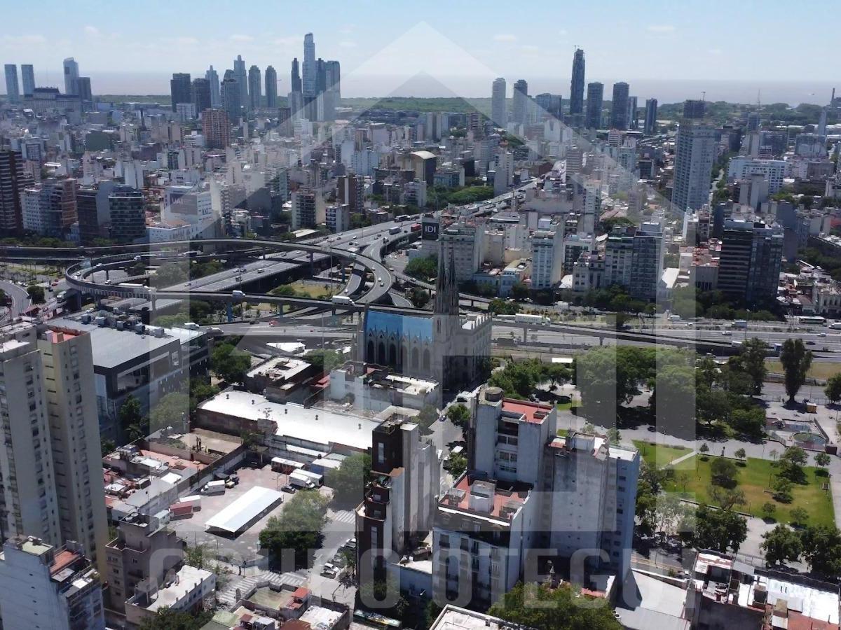 Increíble triple lote a 100 metros de Plaza Constitución. 874 metros