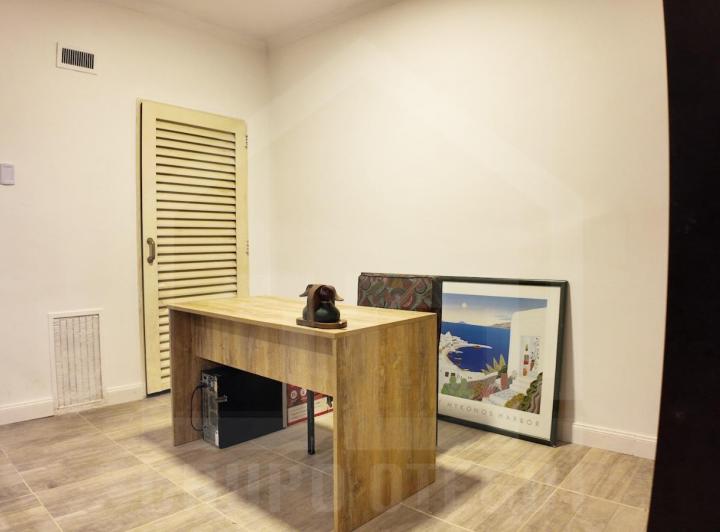 RECICLADA. 75 MTS. OPORTUNIDAD.OFICINA SUPER LUMINOSA. GRAN VISTA ABIERTA