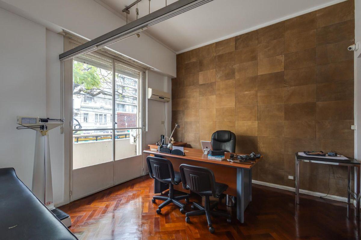 3 Ambientes al Frente con Balcón – Súper Luminoso – Ubicación Premium en Belgrano