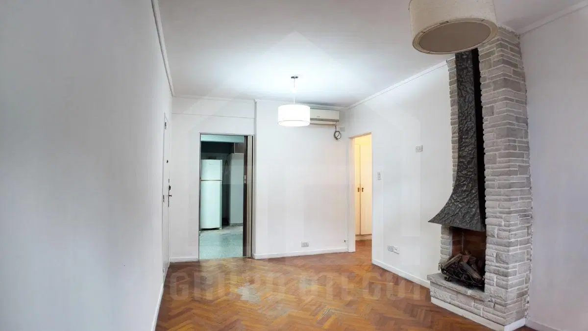 Departamento en planta baja con patio — luminoso y al frente 5