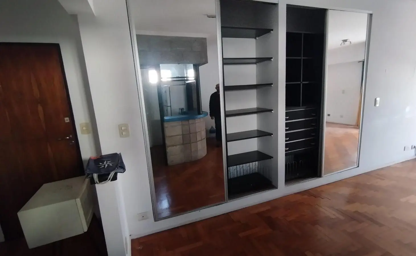 Gran monoambiente tipo loft, super luminoso, Lavalle 3600, Almagro 4