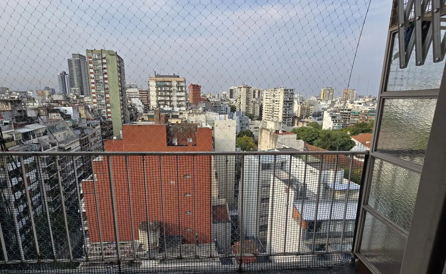 Monoambiente todo luz piso 12 al frente, Paraguay 3200, Palermo 5