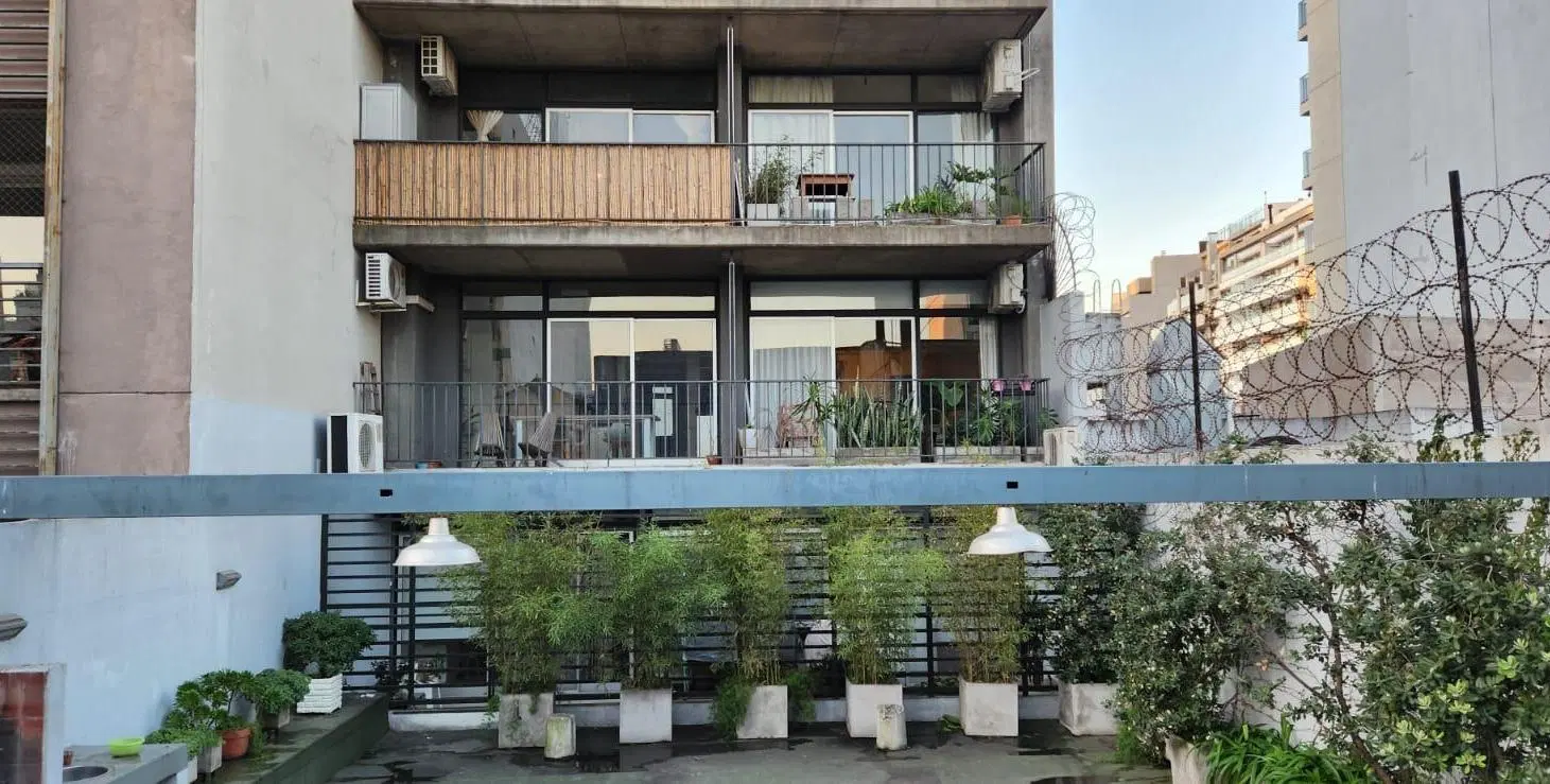 Increible monoambiente con balcón en Chacarita 3