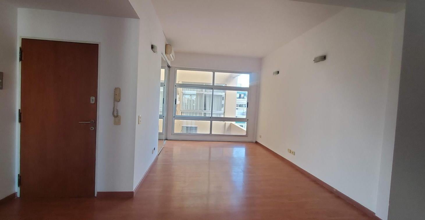 Araoz 600, 2 Ambientes muy amplio, con 2 baños y Gran balcón