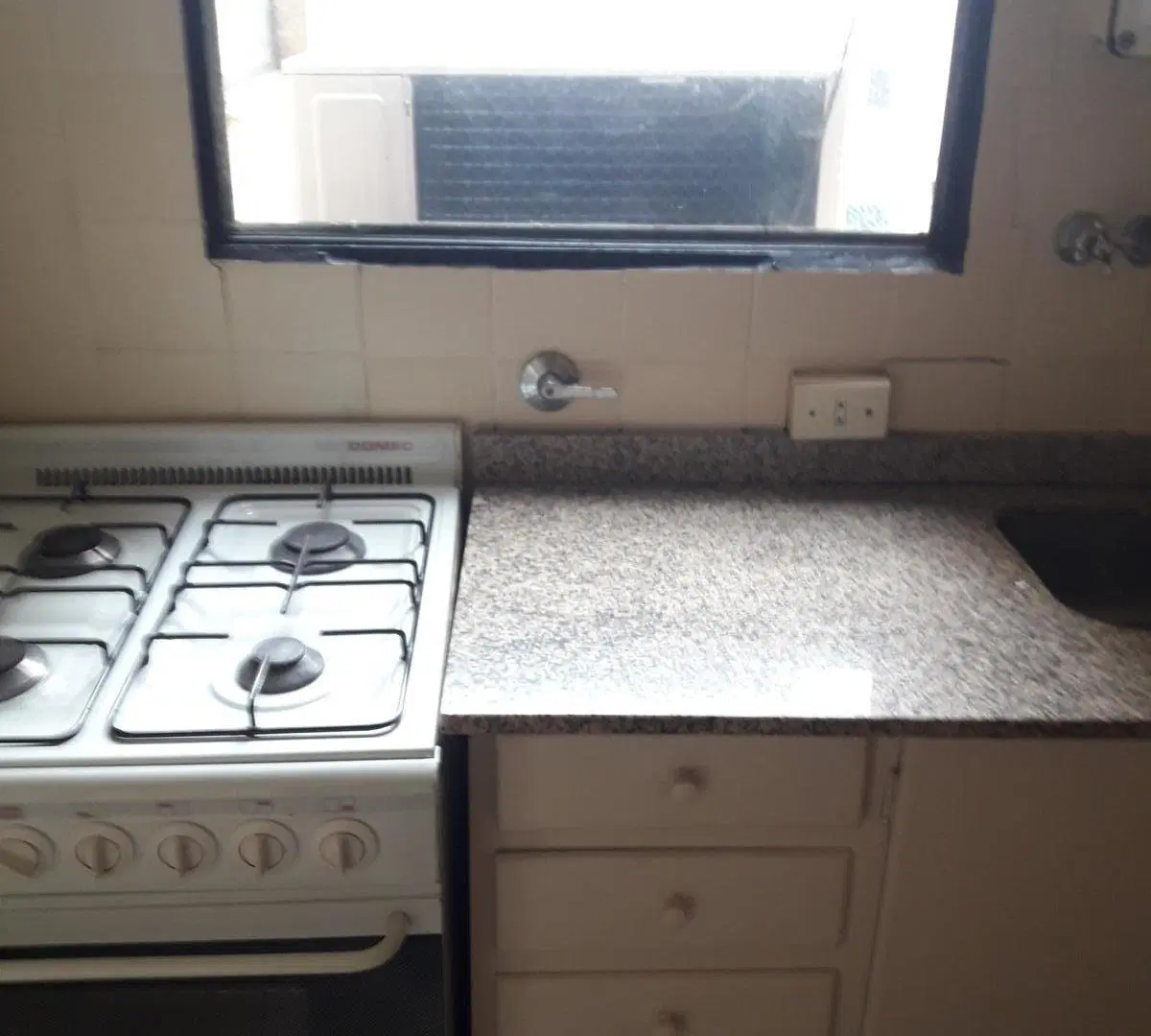 Monoambiente económico para 1 persona en Bajo Belgrano, Migueletes 1600 2