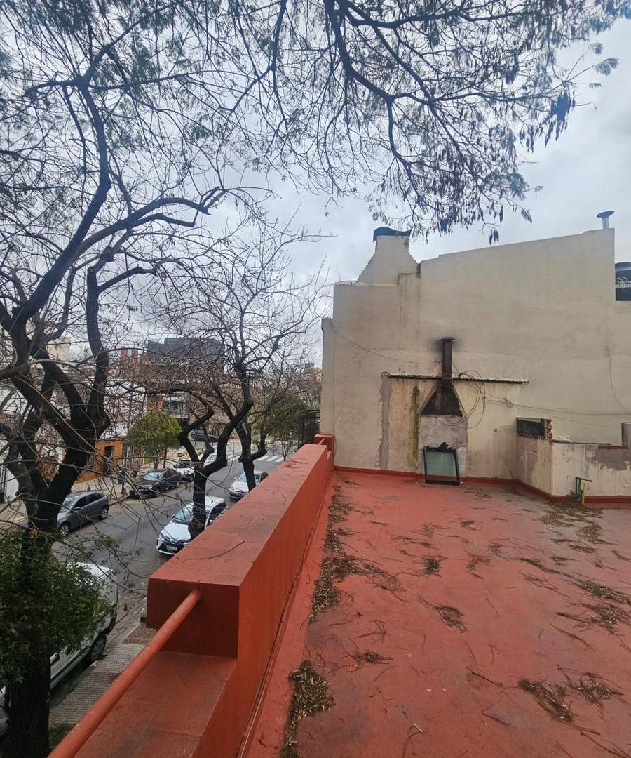 Foto de PH 2 ambientes con terraza propia de 62 m2 - Sin expensas, imagen 2