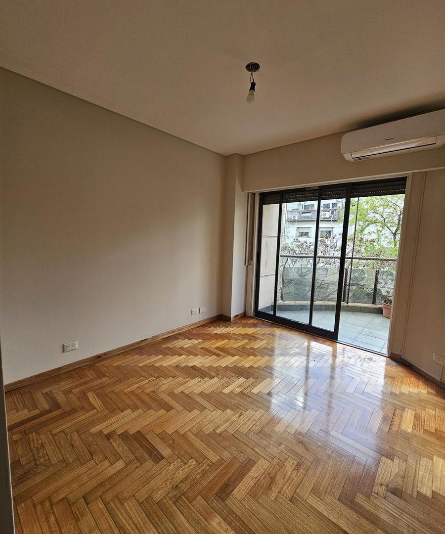Foto de Departamento 3 ambientes con cochera y balcón corrido - Seguridad 24 hs, imagen 4