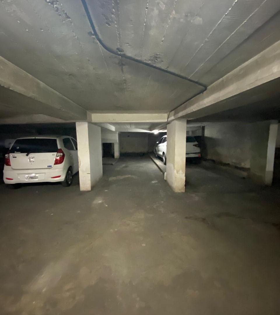 Foto de Cochera doble en venta, Avellaneda Centro. Oportunidad, imagen 1