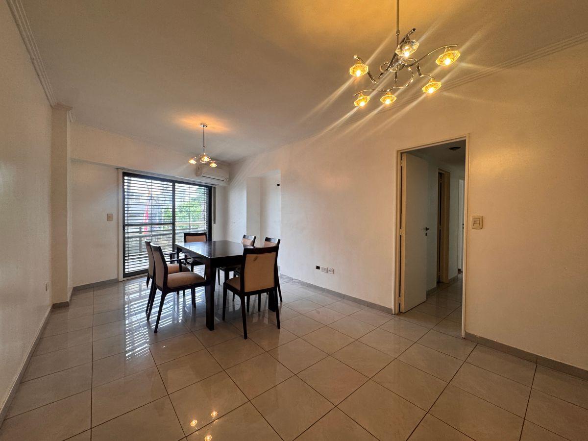 Departamento 4 ambientes. Acepta permuta - Avellaneda Centro. Excelente ubicación.