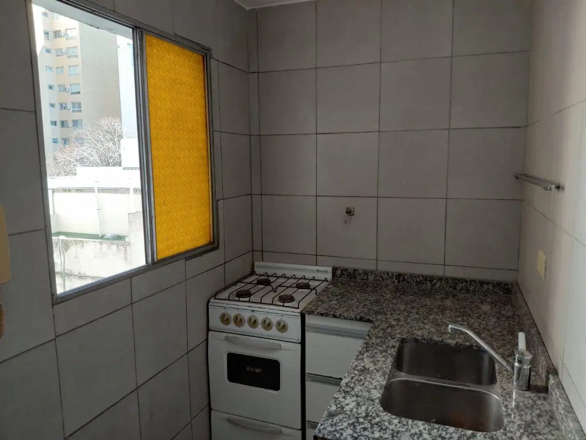 Alquiler 2 Ambientes, Avellaneda Centro, Frente C/balcon 8