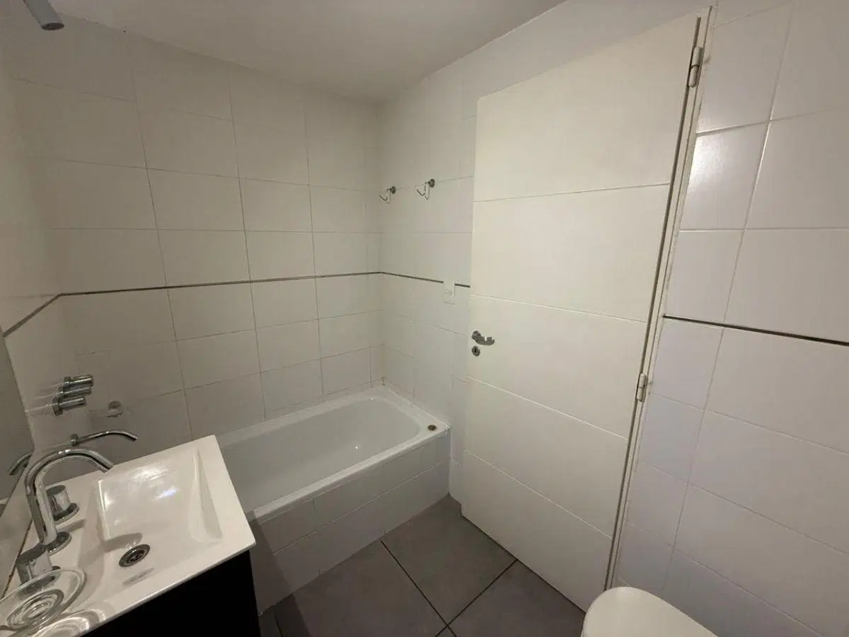 Monoambiente en Alquiler En Avellaneda Centro. C/Amenities 3