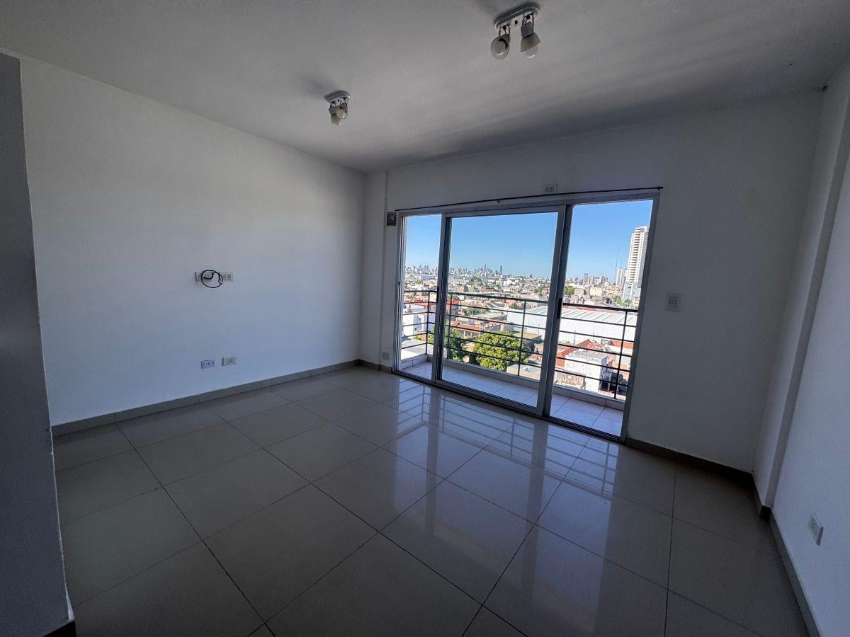 Foto de Departamento Monoambiente en venta con buenas terminaciones y amoblado, imagen 2