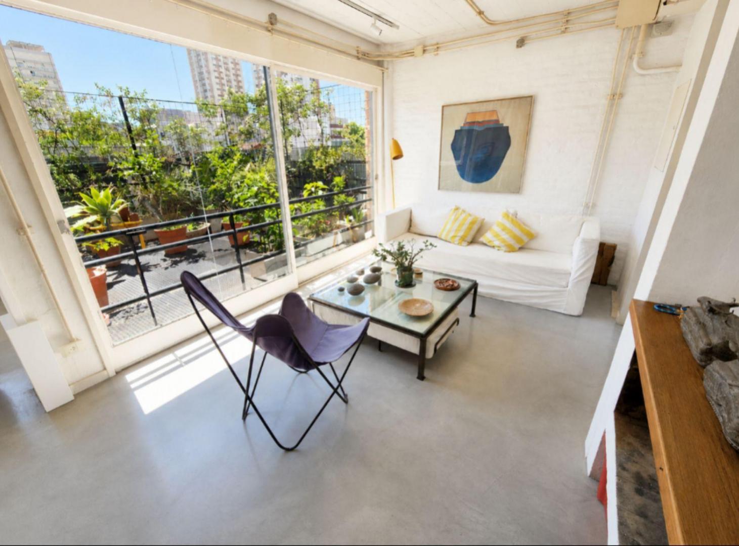 BELGRANO. PH DE CATEGORIA. 7 AMBIENTES. TERRAZA. CHIMENEA Y PILETA