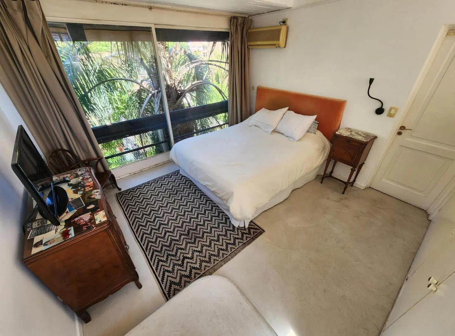 BELGRANO. PH DE CATEGORIA. 7 AMBIENTES. TERRAZA. CHIMENEA Y PILETA 3