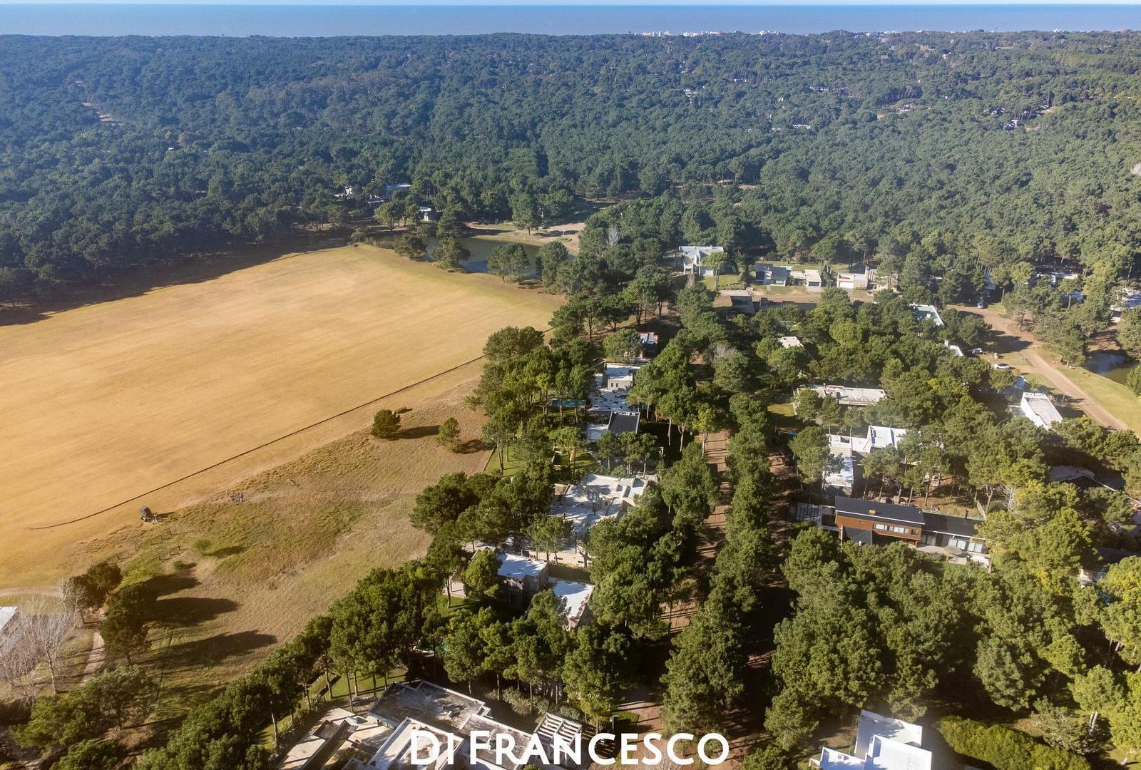 Casa en Venta - Alquiler en Planta Lote Central La Herradura - Financiación