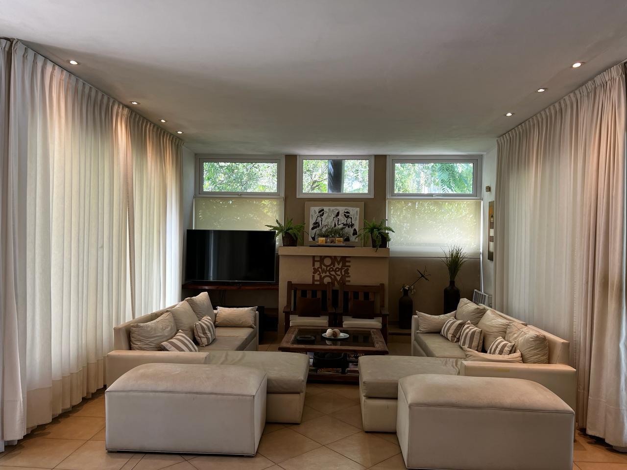 Foto de Venta - Casa de 5 ambientes en Carilo - MODERNA, imagen 5