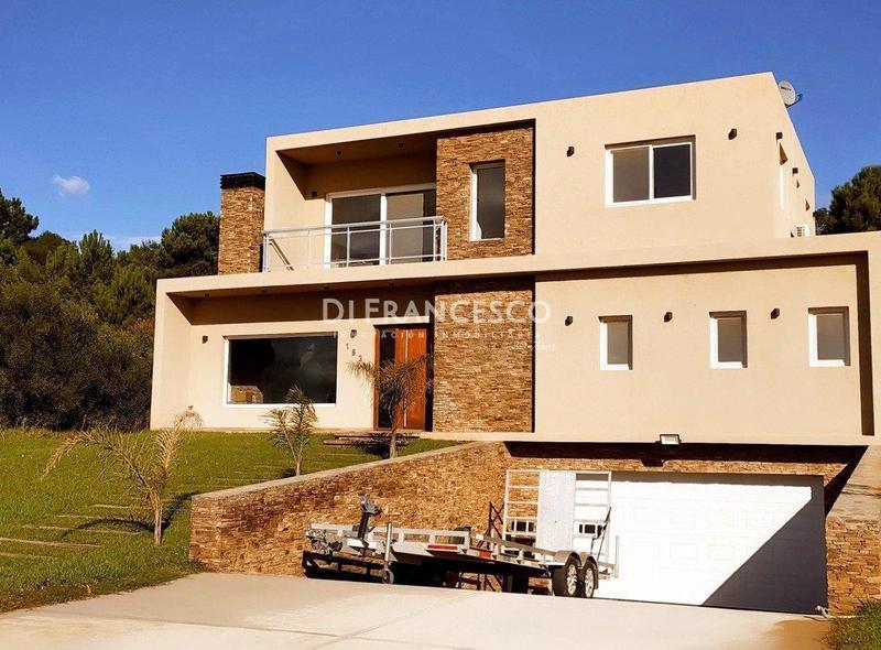 Foto de Venta- Casa de 5 ambientes en Costa Esmeralda - Ecuestre 153, imagen 2
