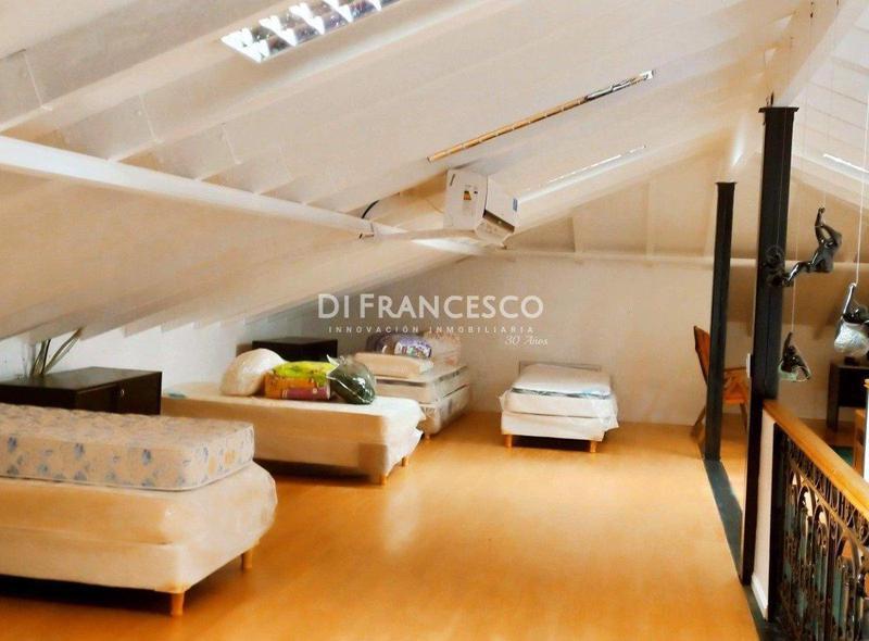 Foto de Venta - Casa de 5 ambientes SOBRE UNA PLANTA en Pinamar - Ninfas 910, imagen 3