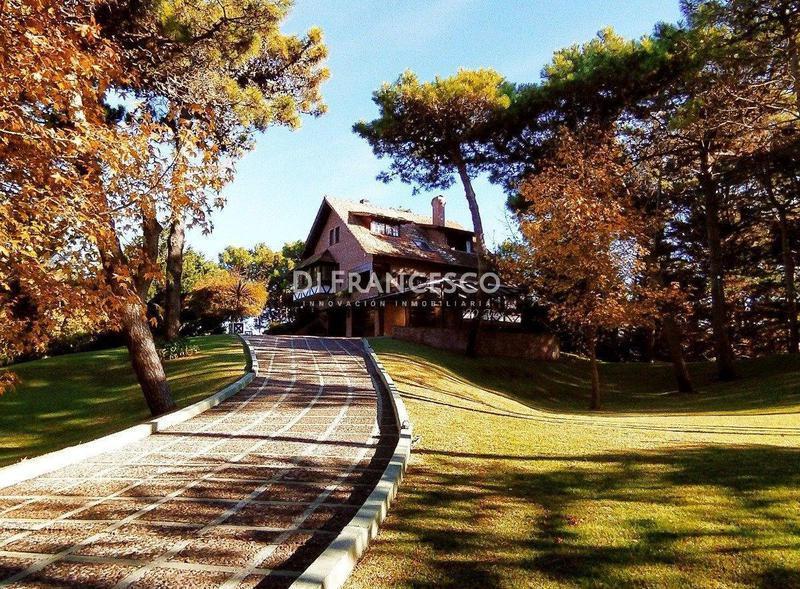 Foto de Venta - Casa de 7 ambientes en Pinamar - ENORME Y EXCLUSIVA, imagen 3