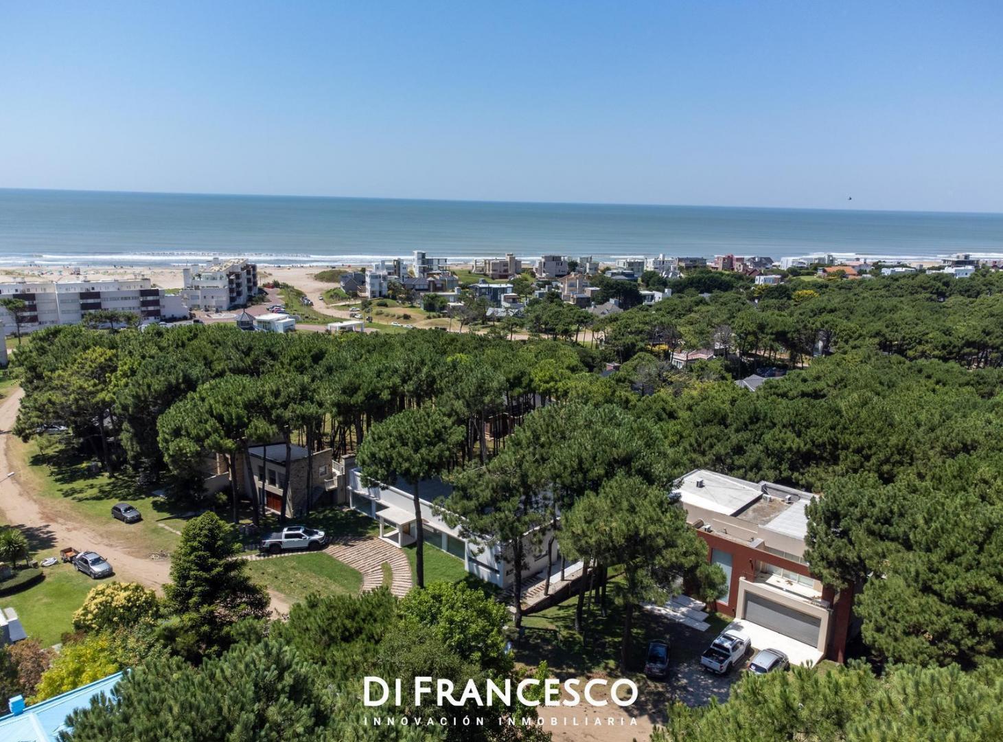 Foto de Venta - Casa de 7 ambientes en Pinamar Norte - Imponente propiedad, imagen 4