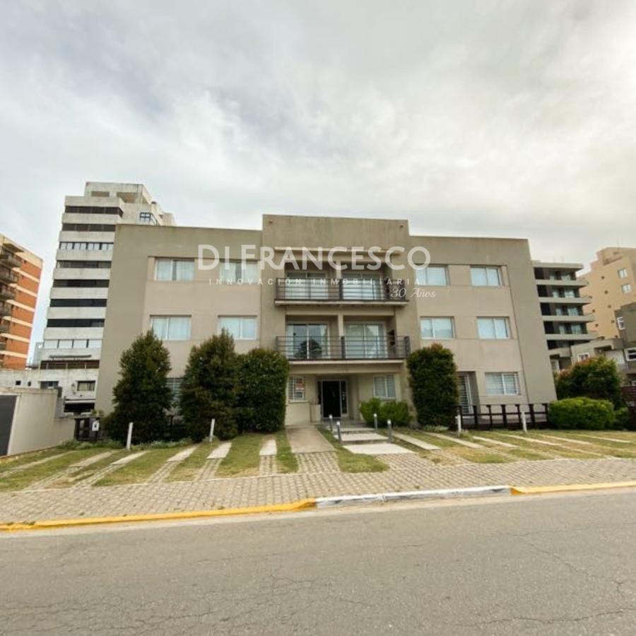 Foto de Venta - Departamento MODERNO de 2 ambientes en Pinamar - con COCHERA, imagen 1