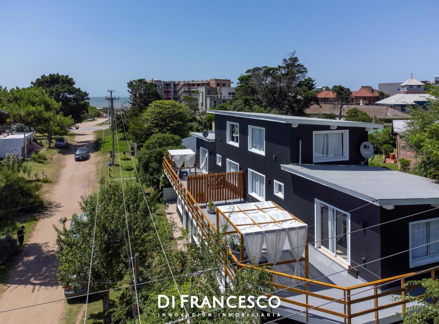 Foto de Departamento de 2 ambientes en venta a METROS DEL MAR en Pinamar JARDIN, imagen 4
