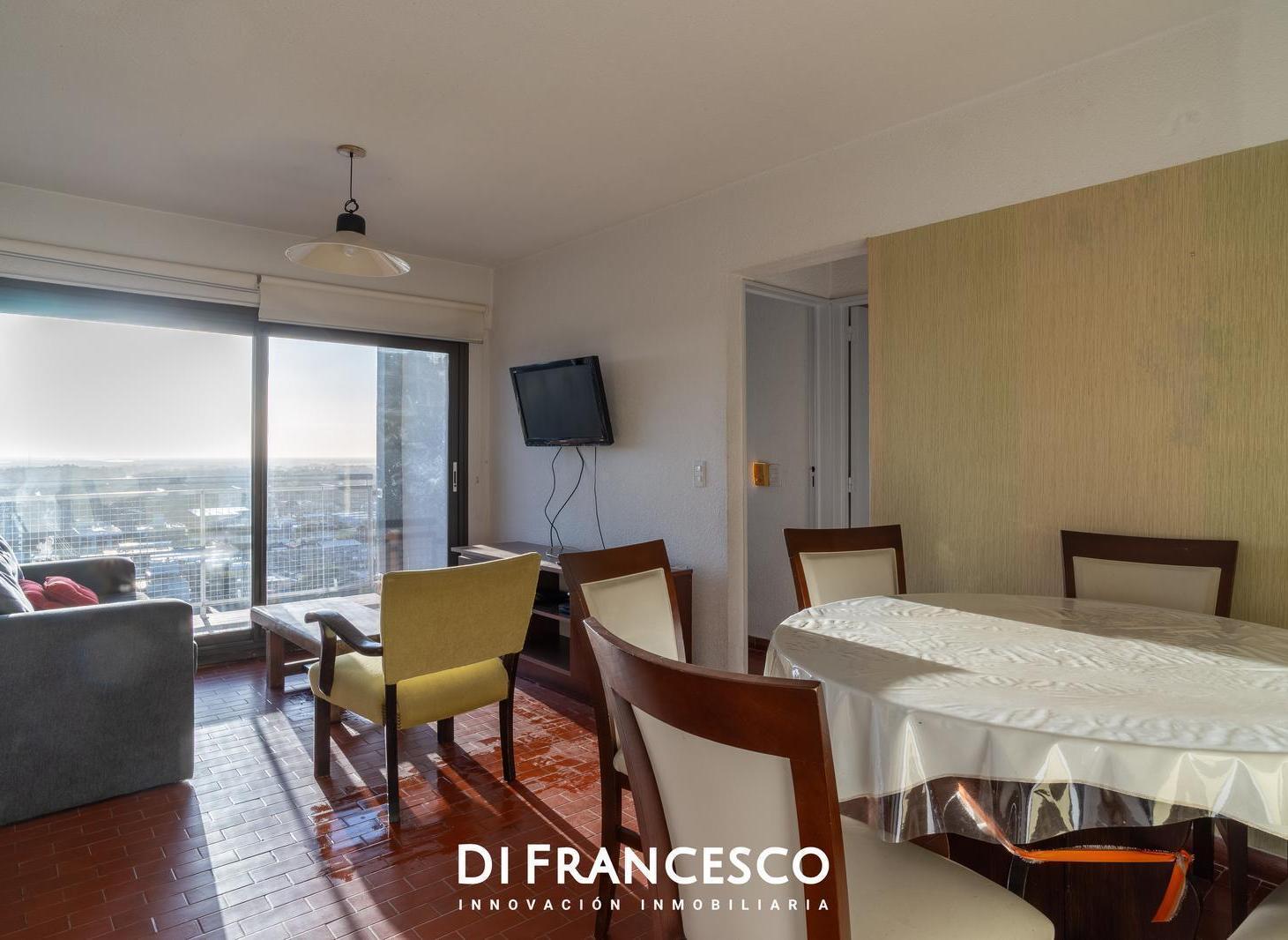 Foto de Venta - Departamento de 3 ambientes en pleno centro de Pinamar, imagen 1