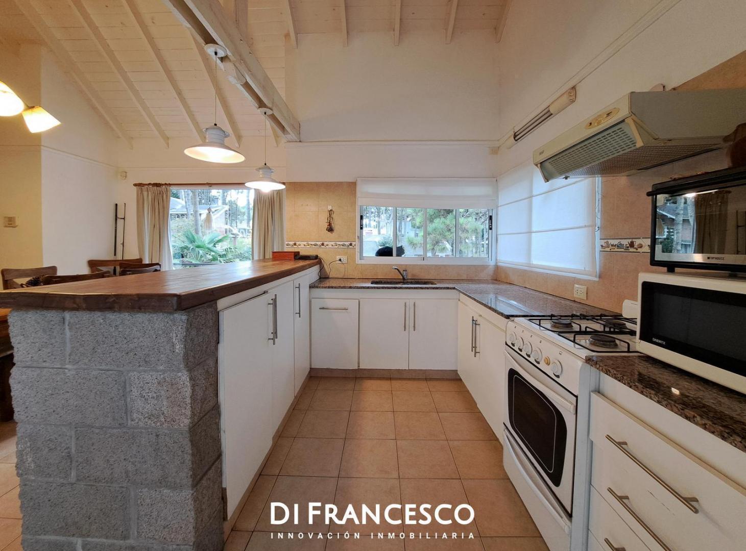 Foto de Casa de 5 Ambientes en Pinamar Norte - Alquiler/Venta, imagen 3