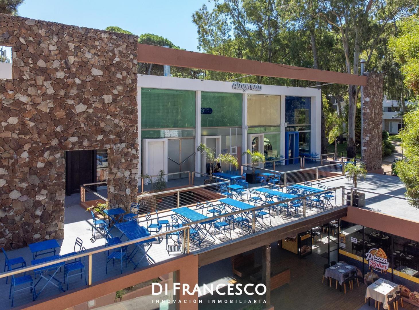 Foto de Venta - Galeria comercial en el centro de Cariló, imagen 5