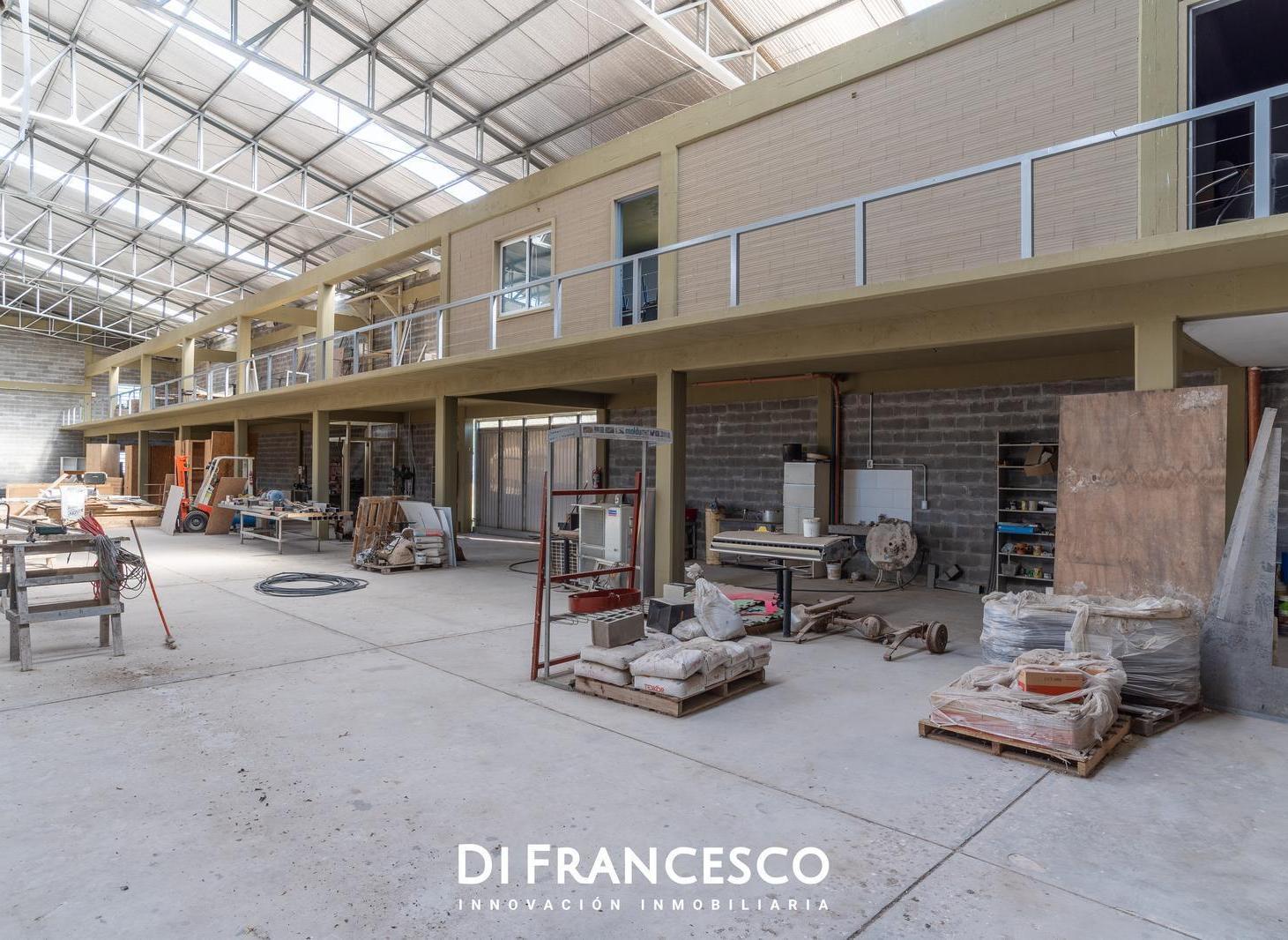 Foto de Galpón en Venta 1400m2 cubiertos a pasos de RP 11 y Av. Victor Hugo, imagen 4