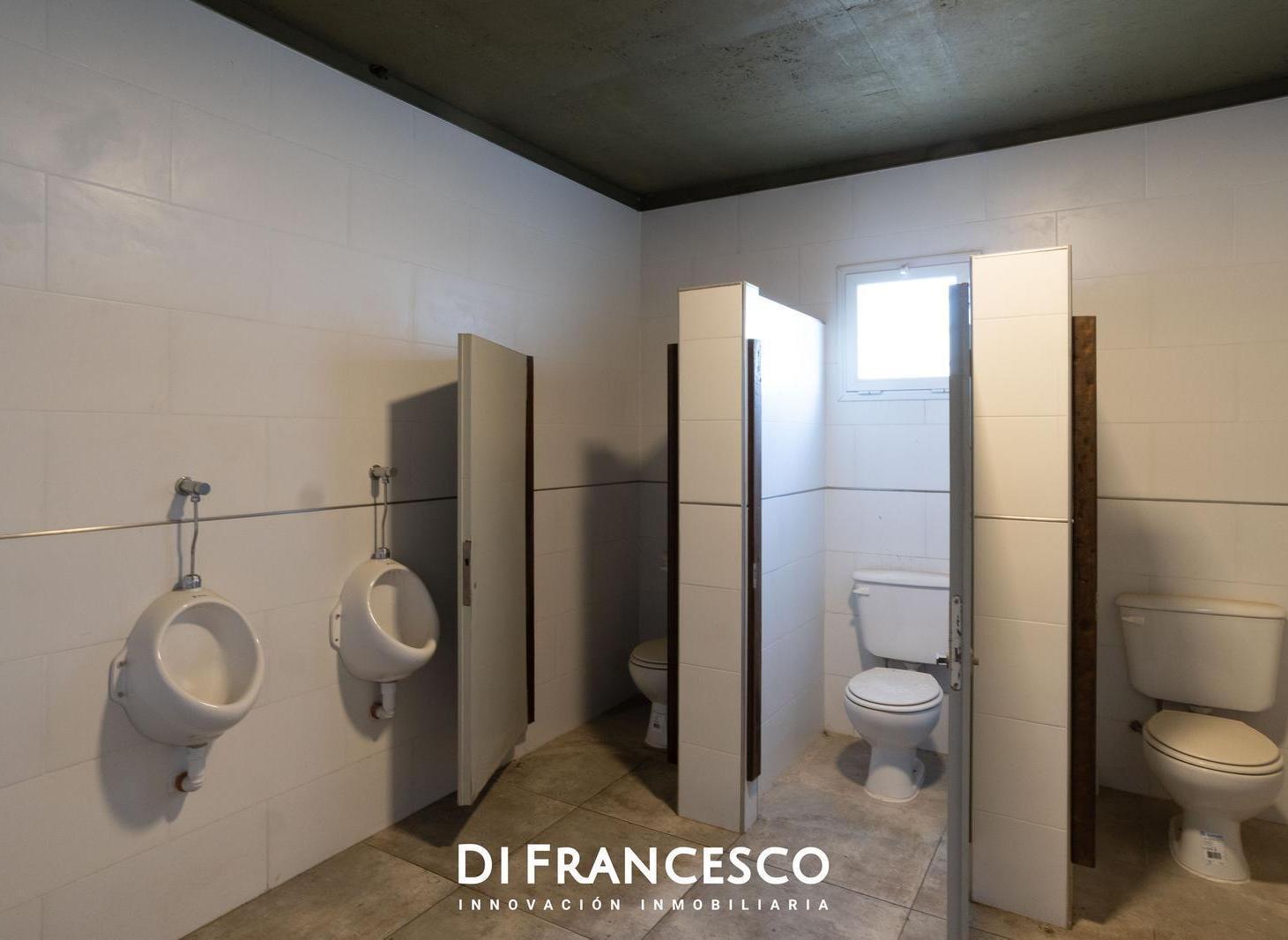 Foto de Galpón en Venta 1400m2 cubiertos a pasos de RP 11 y Av. Victor Hugo, imagen 5