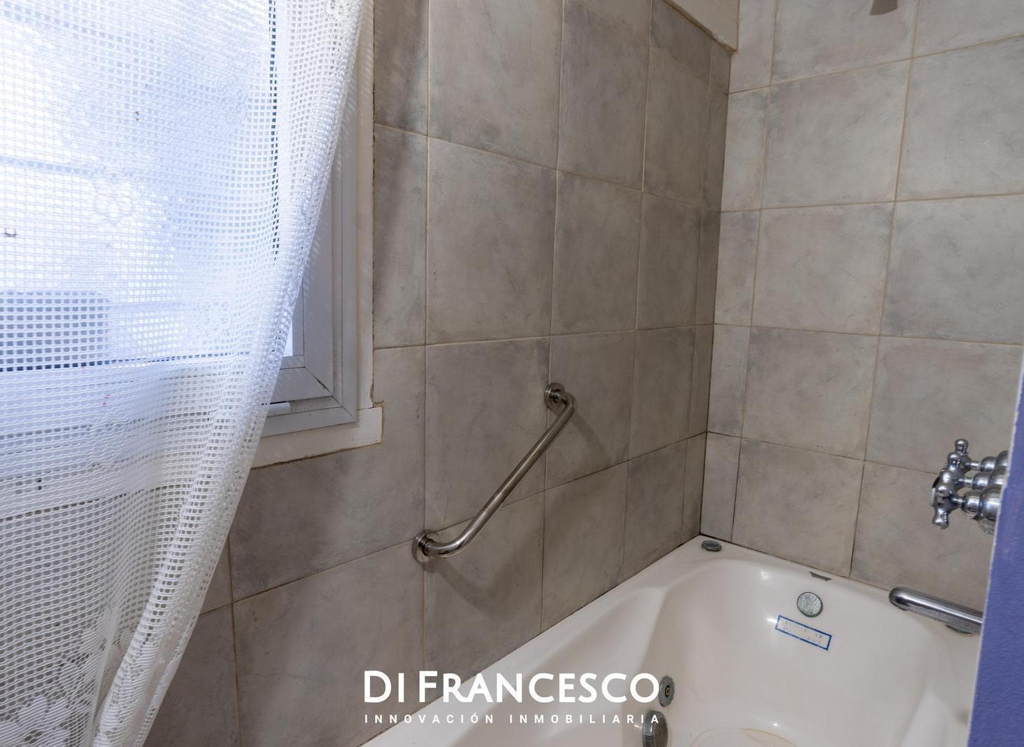 Foto de Oportunidad Casa en venta Centro de Pinamar, imagen 4