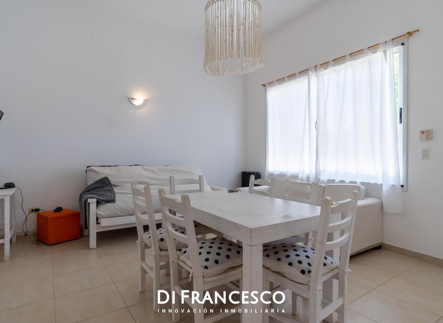 Foto de Departamento de 2 ambientes en venta a METROS DEL MAR en Pinamar Patio, imagen 4