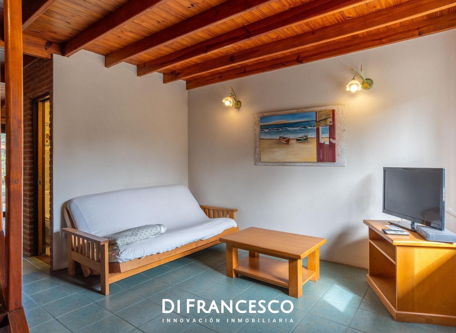 Foto de Complejo en venta Excelente Estado y Rentabilidad Pasos del Mar Valeria, imagen 2