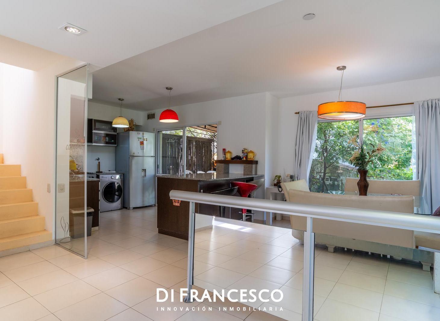 Foto de Excelente Departamento en PH 4 ambientes , cochera Guarda Cuatri Amplio, imagen 3