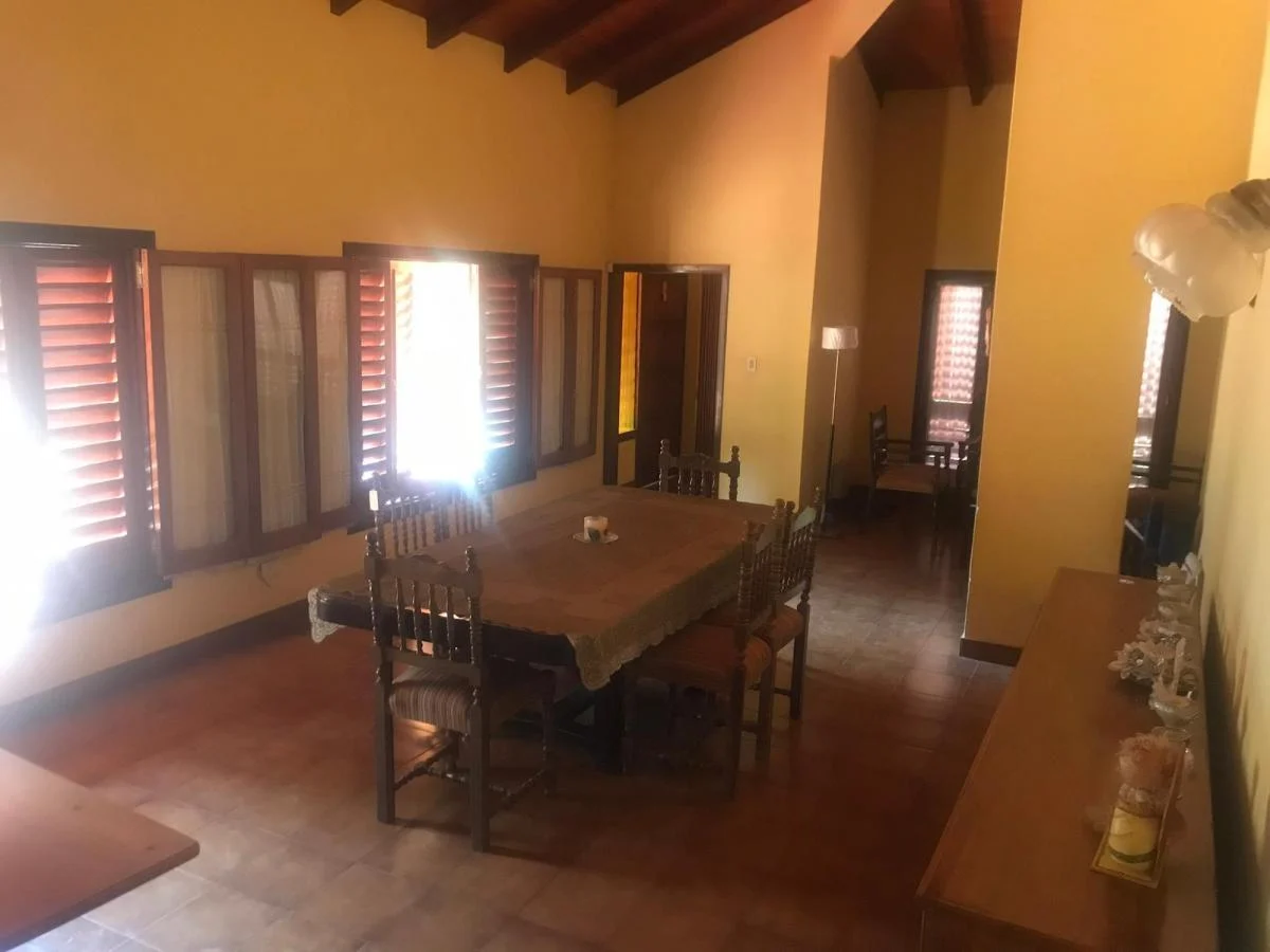 Vendo Manzana con - Casa Quinta - Quincho - Pileta - Terrenos - Posadas Mnes 3