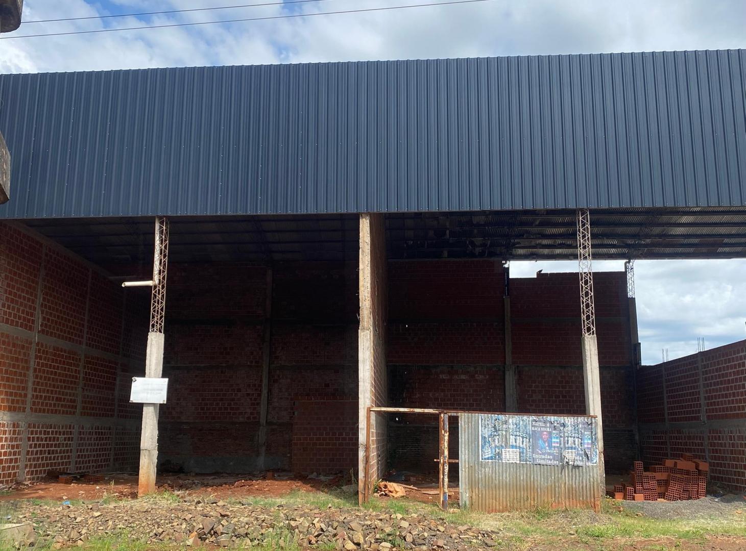 ALQUILO LOCALES EN CONSTRUCCION . RUTA 213 Y QUARANTA POS MNES