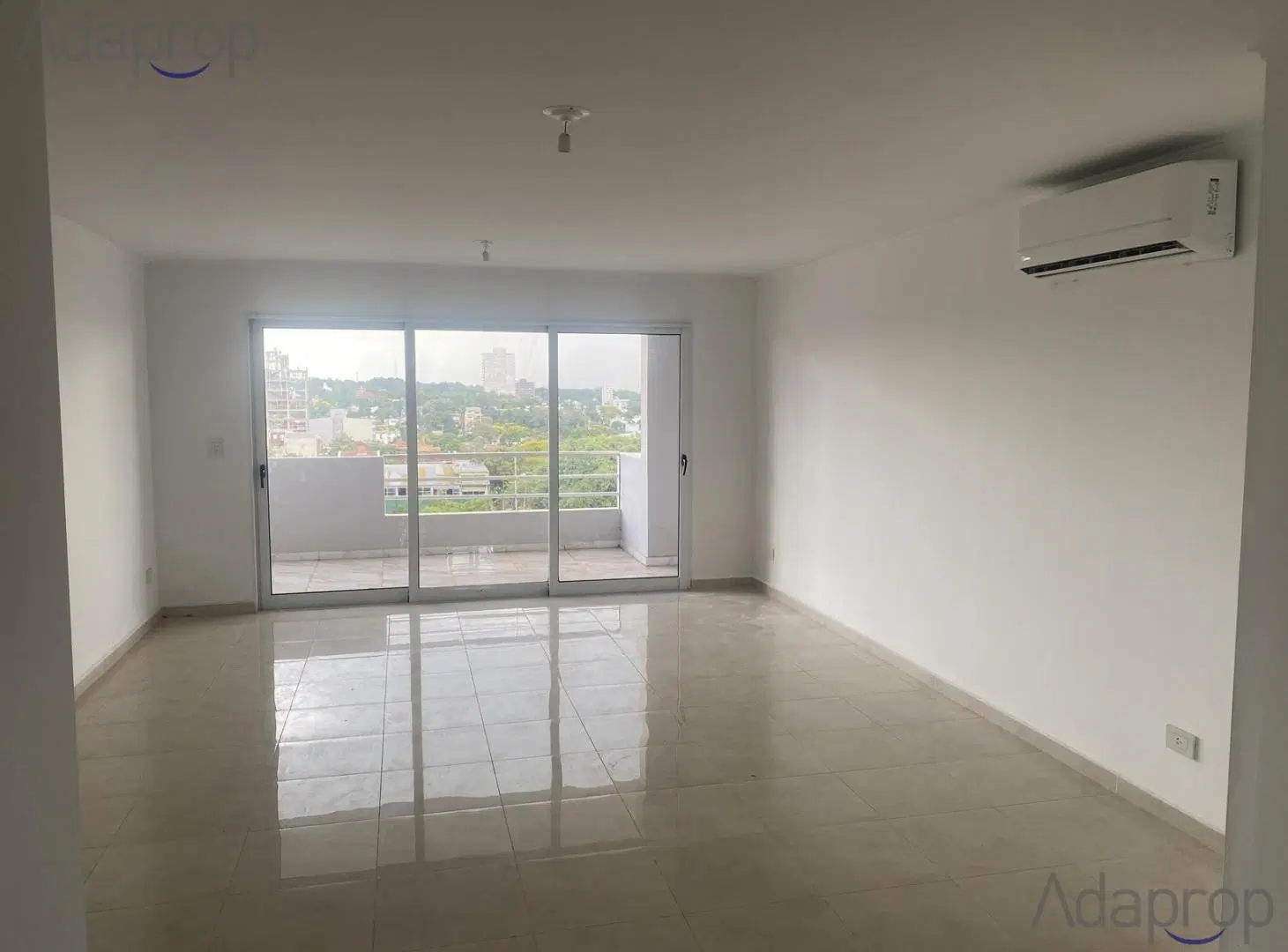 ALQUILO DTO 2 DORM Y COCHERA- SAN LUIS Y BELGRANO POSADAS MNES 2