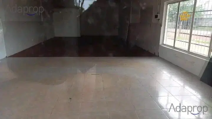 Alquilo Local Comercial en esquina. Ex Ruta 213 5