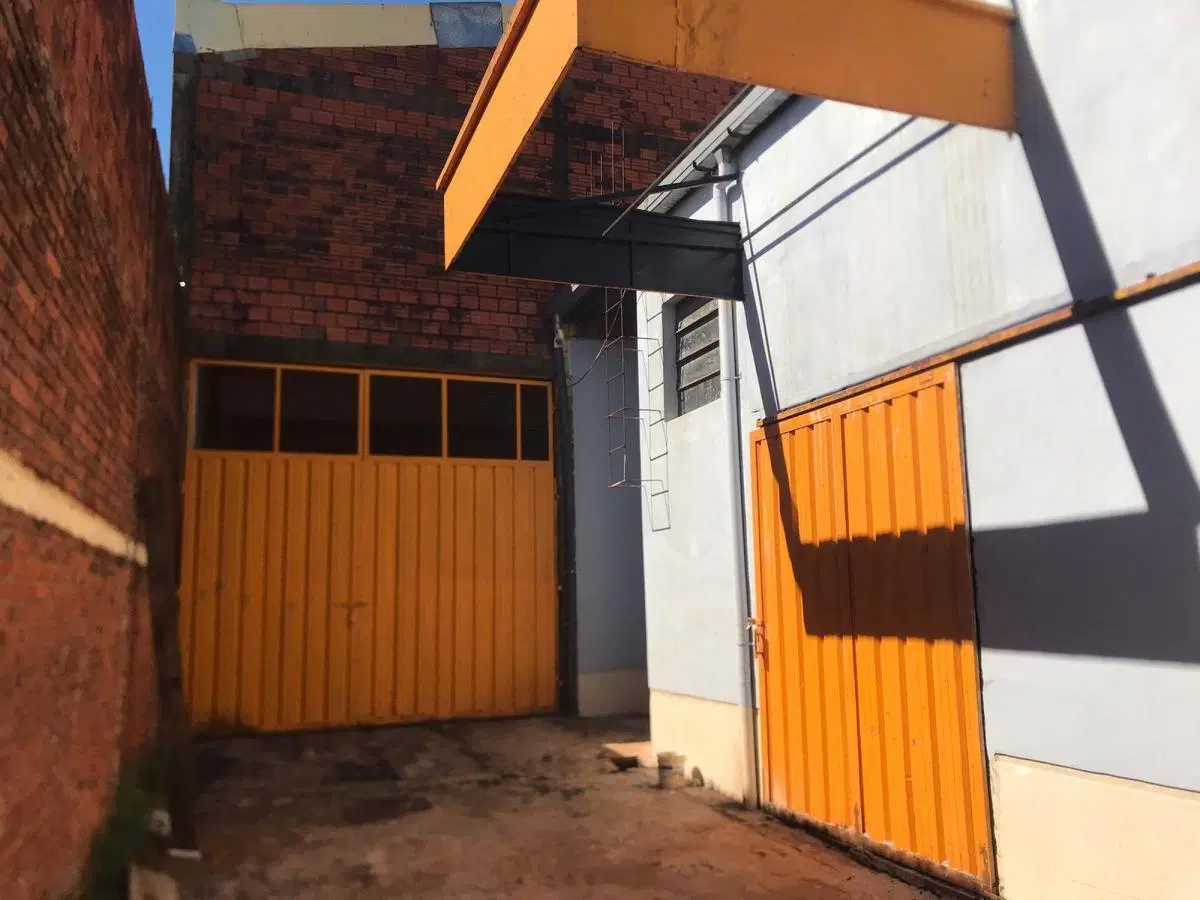ALQUILO DEPOSITO ZONA URUGUAY Y TRINCHERA POS MNES 5