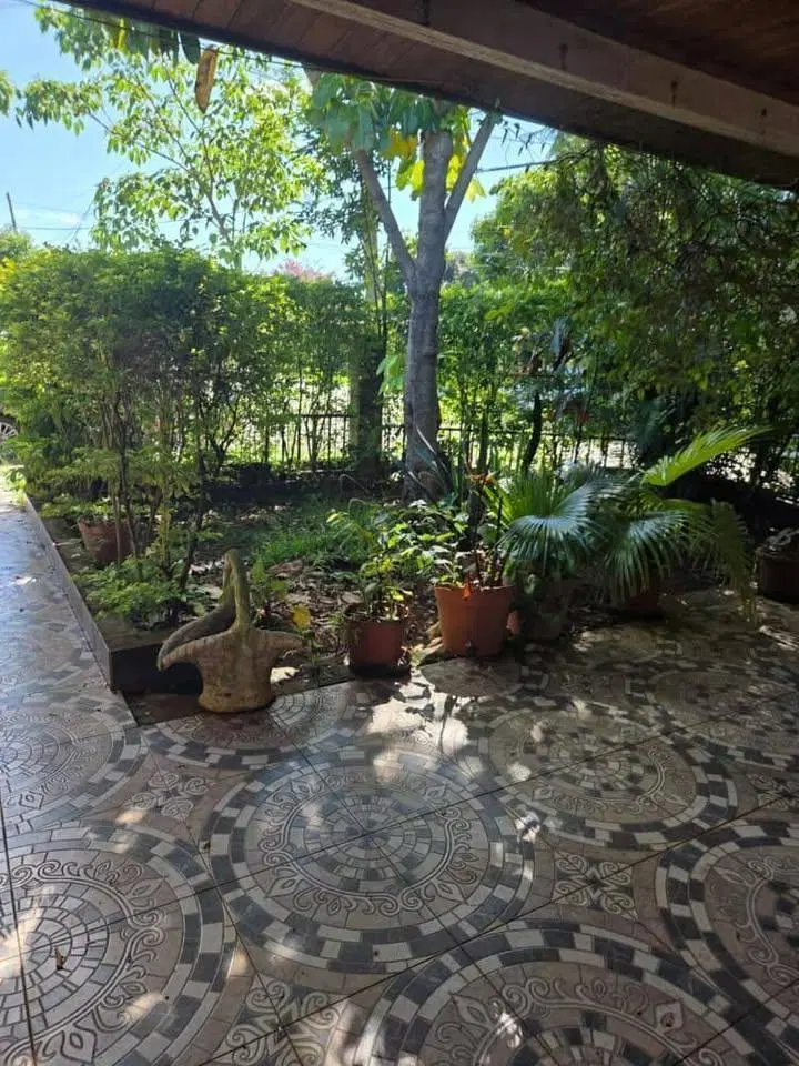 VENDO CASA APTA CREDITO EN GARUPA. 8