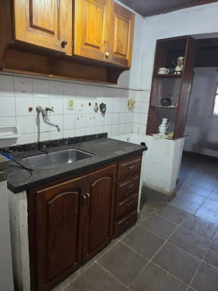 VENDO CASA APTA CREDITO EN GARUPA. 4