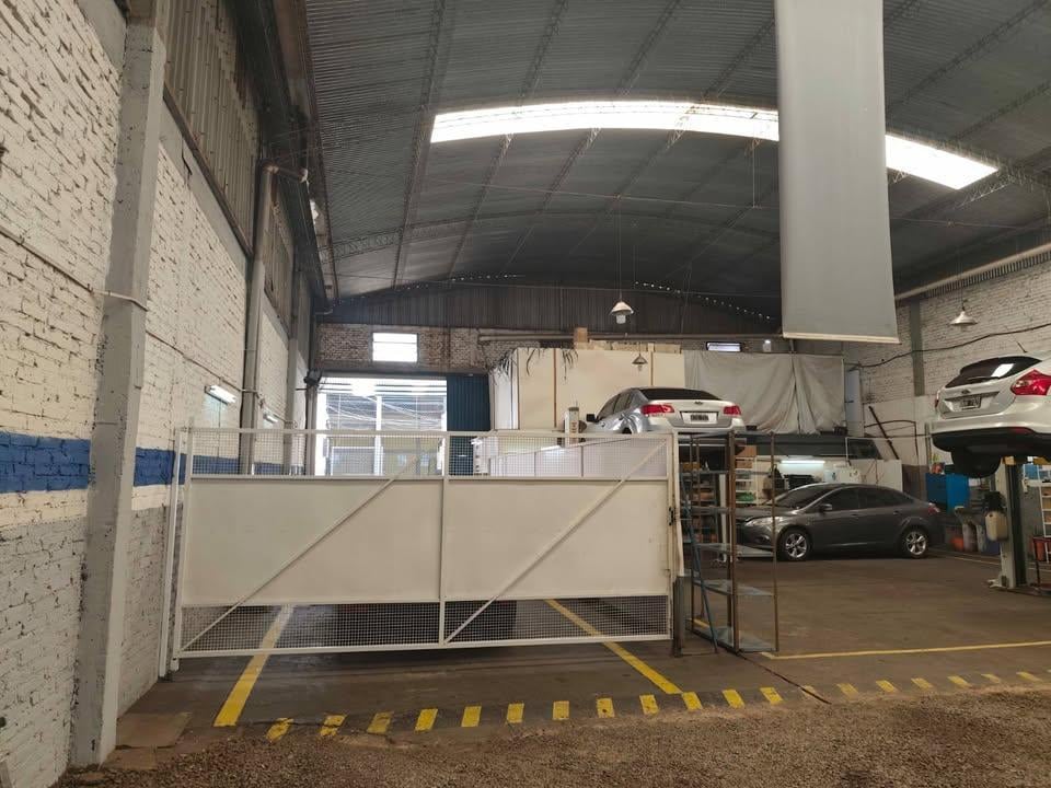 Foto de ALQUILO GALPÓN COMERCIAL E INDUSTRIAL, VILLA URQUIZA POSADAS., imagen 5