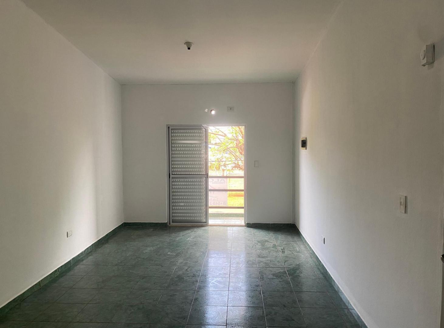 Foto de DEPARTAMENTO EN ALQUILER - AV. VIVANCO Y AV. BLAS PARERA, imagen 3