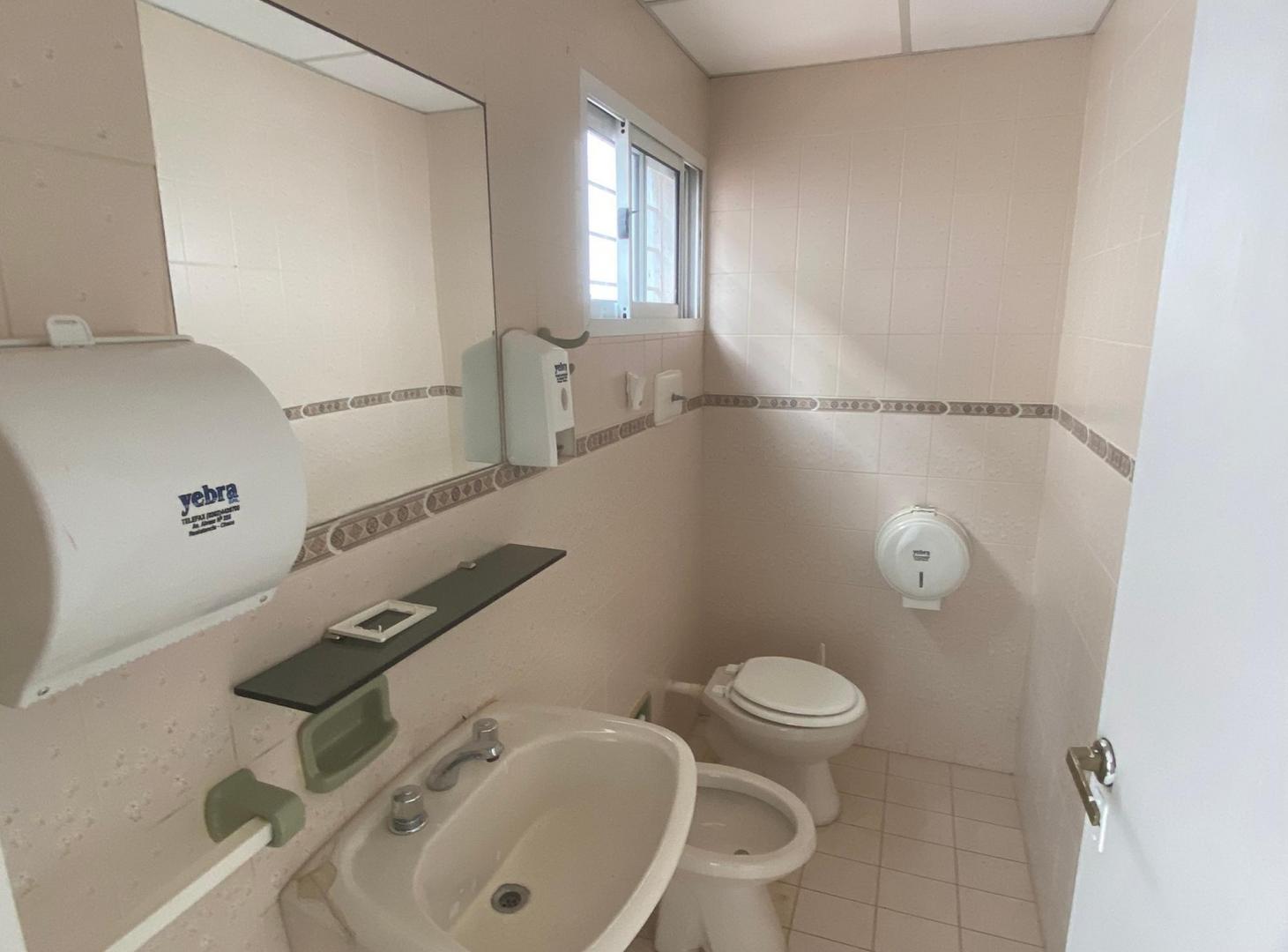 Foto de ALQUILO LOCAL COMERCIAL EN MICROCENTRO, POS MNES, imagen 5