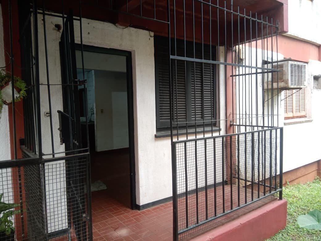 Foto de Vendo Departamento Planta Baja, CH 32 - 33 sobre Av. Fco. de Haro, imagen 2