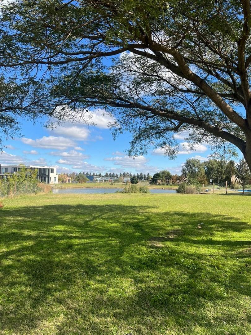 Lote a la laguna en Venta en Barrio Norte, El Cantón - Escobar GRAN ESPEJO DE AGUA