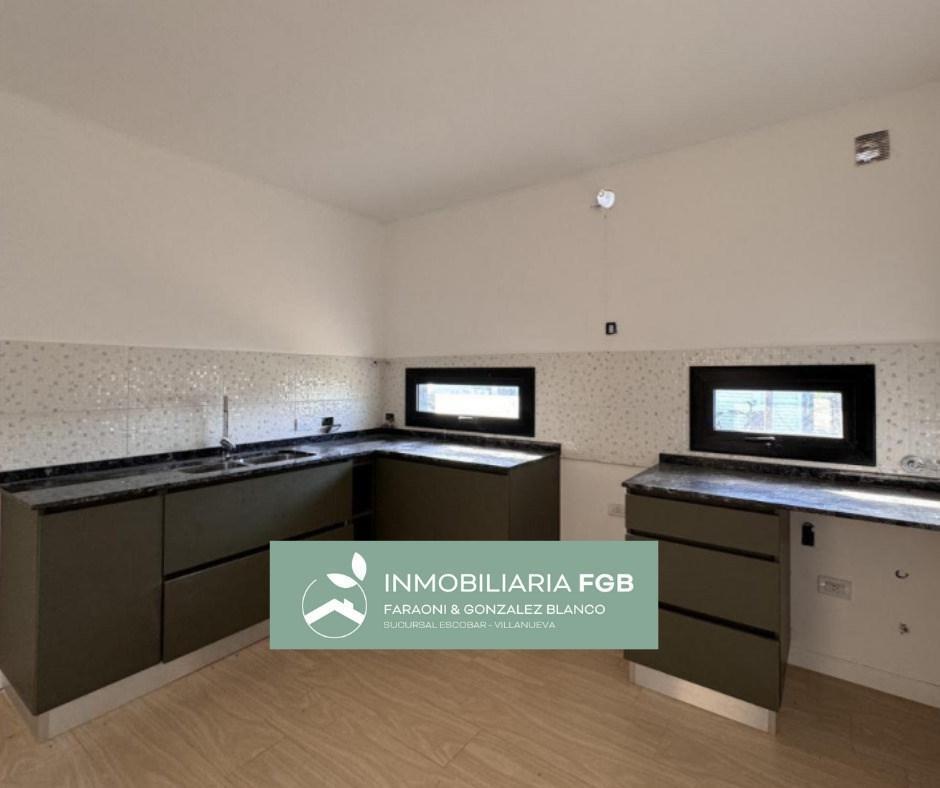 Casa a La Laguna en Venta en Barrio Golf El Cantón, Escobar, G. B. a. Zona Norte 5